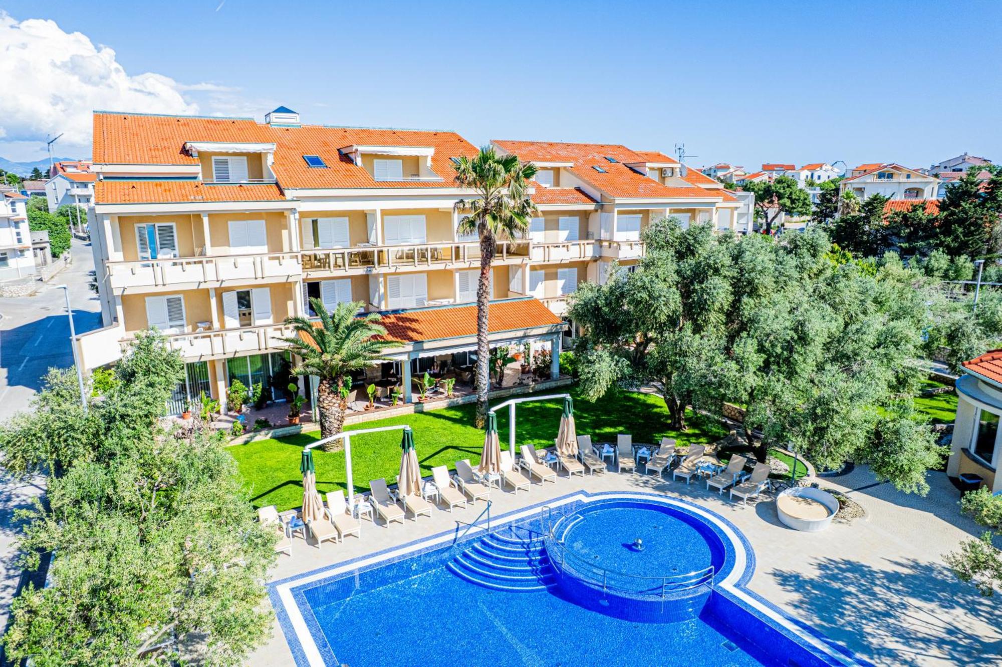 Resort Trcol Novalja Exterior photo