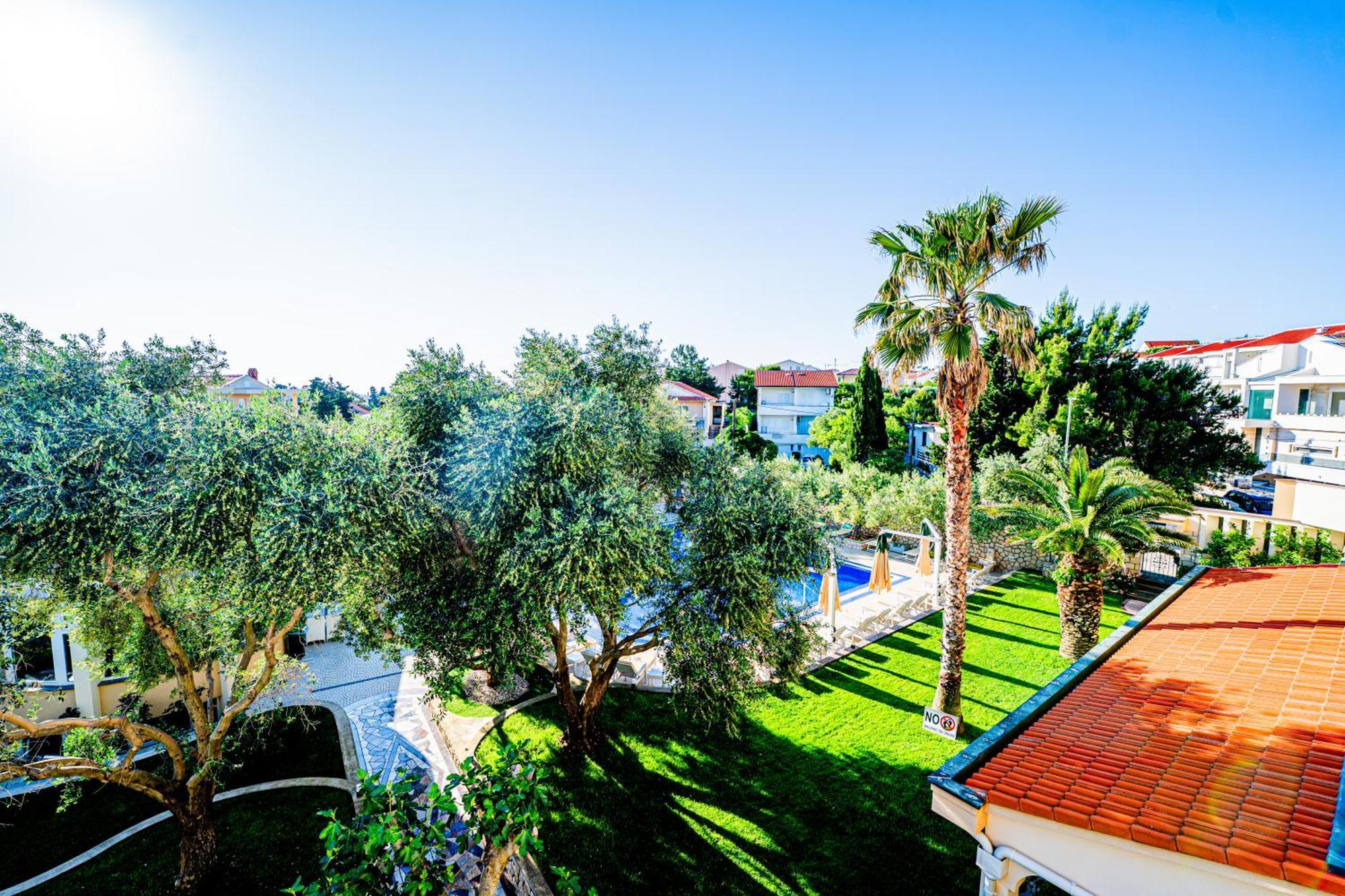 Resort Trcol Novalja Exterior photo
